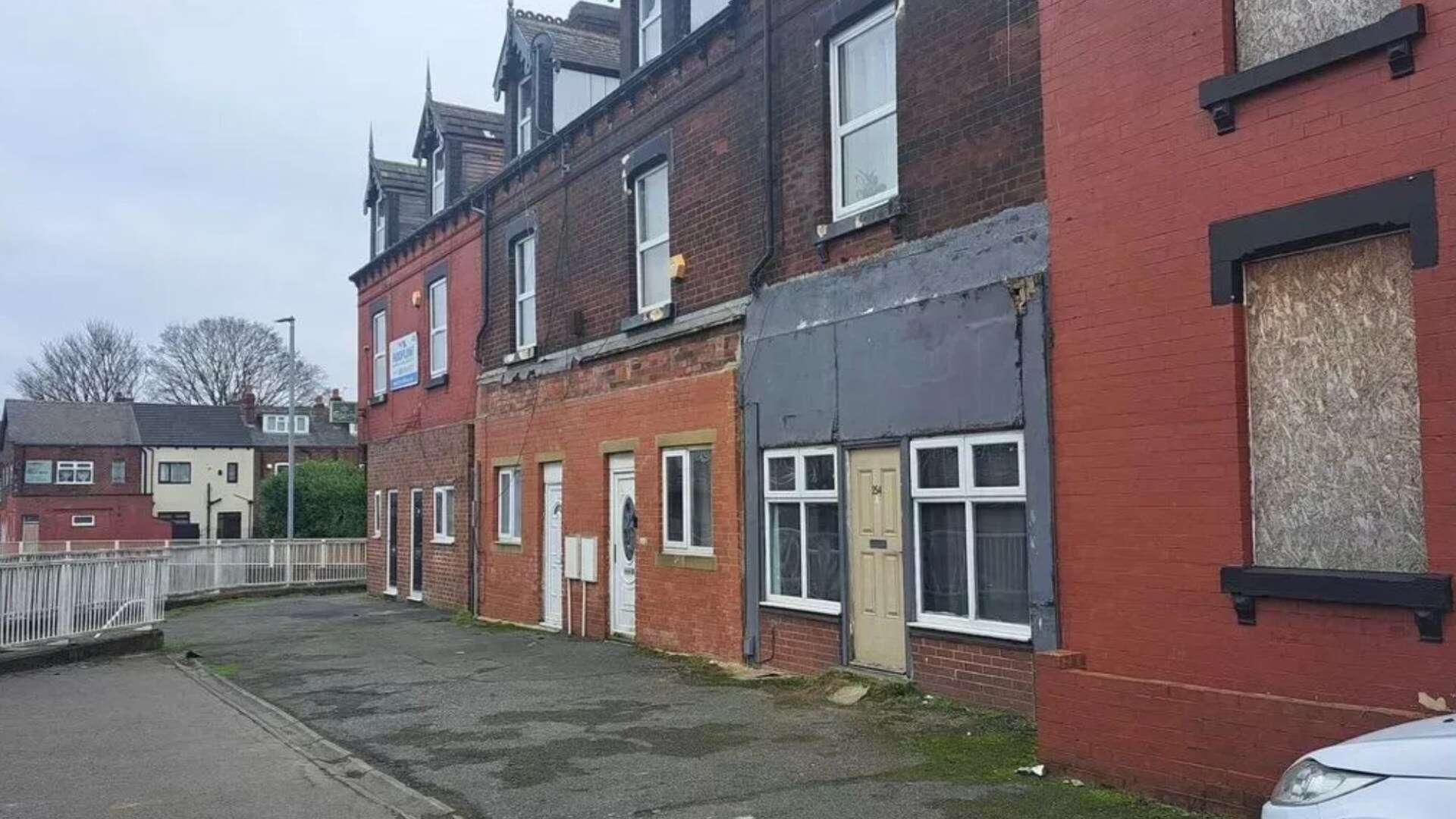 Our once-thriving shopping centre popular in the 90s is now 'rotting eyesore'