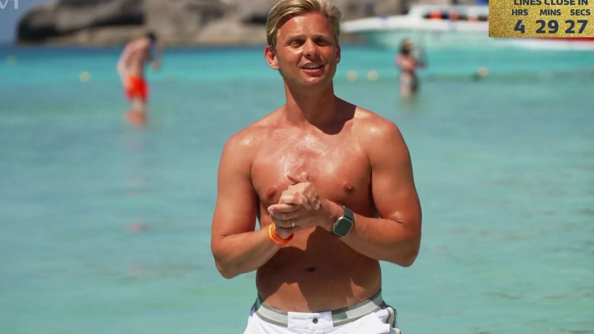 Watch Alison Hammond lust over shirtless Jeff Brazier 'looking like James Bond'