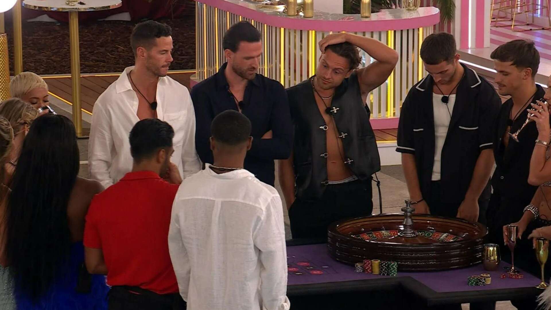 Love Island fans want star kicked out as he’s branded a ‘red flag’