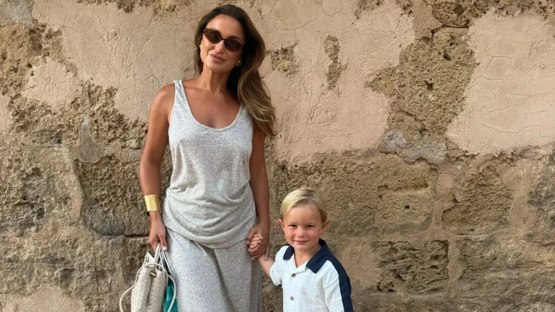 Sam Faiers mum-shamed AGAIN as fans spot her kids’ ‘sunburned faces’