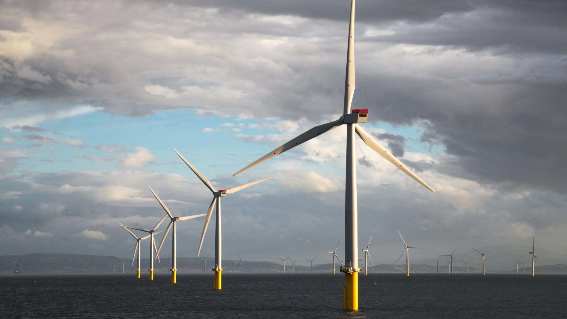 Giant wind farm with Chinese turbines set for go ahead despite security fears