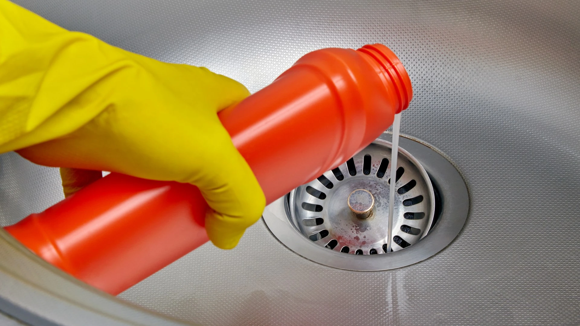 The £2.25 cleaning cupboard staple that could land you with a £400 bill