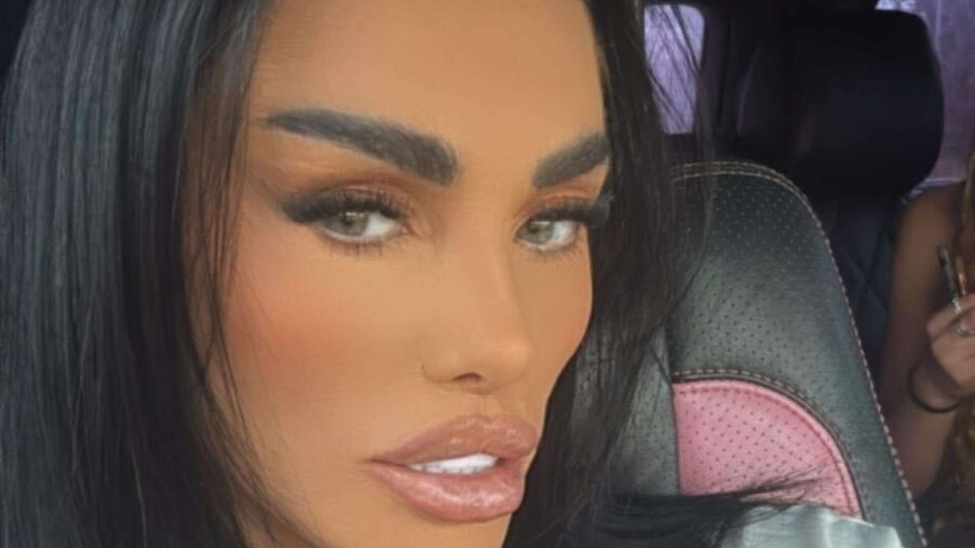 Katie Price's new nose revealed in first pics without bandages