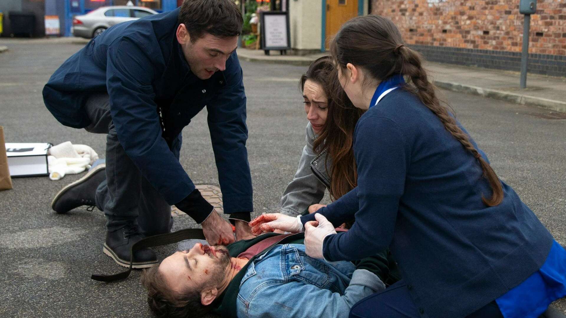 Corrie legend David Platt left for dead as he's hit by a speeding car