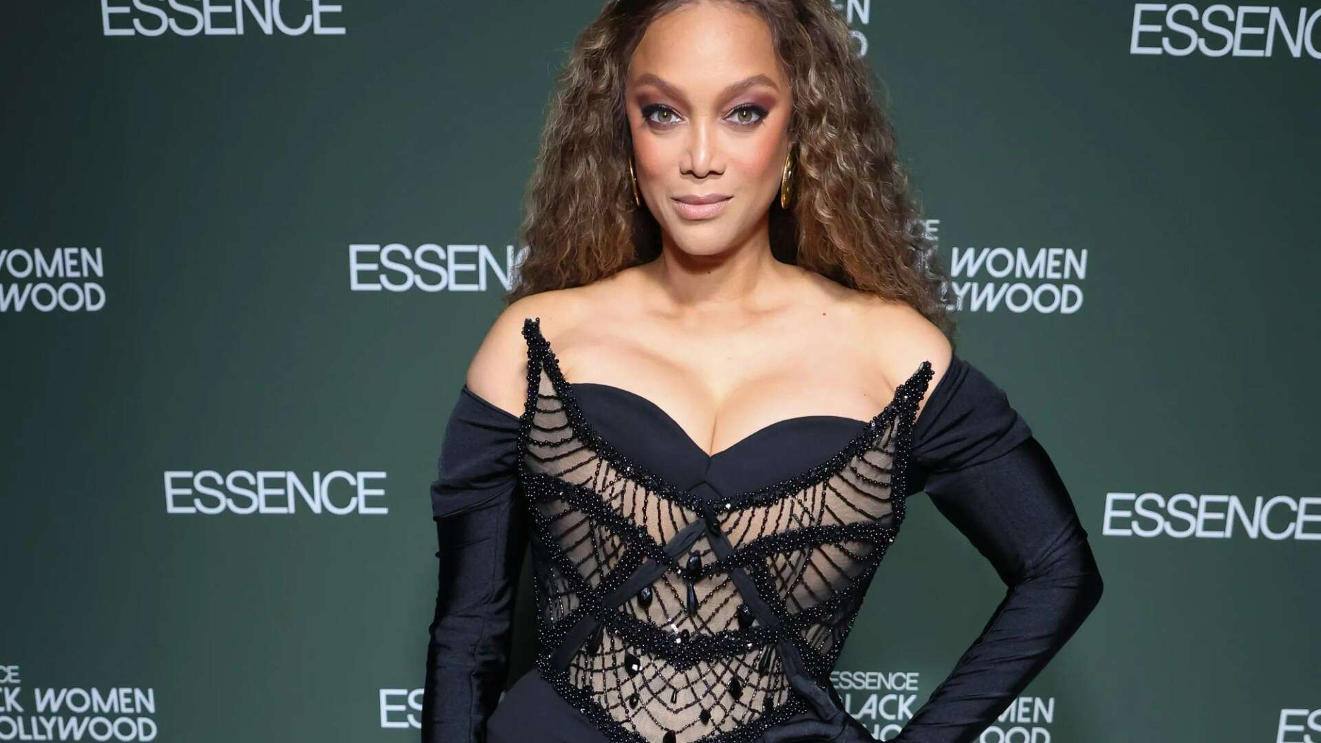 Tyra Banks, Keke Palmer and Zoe Kravitz stun on Essence Awards red carpet