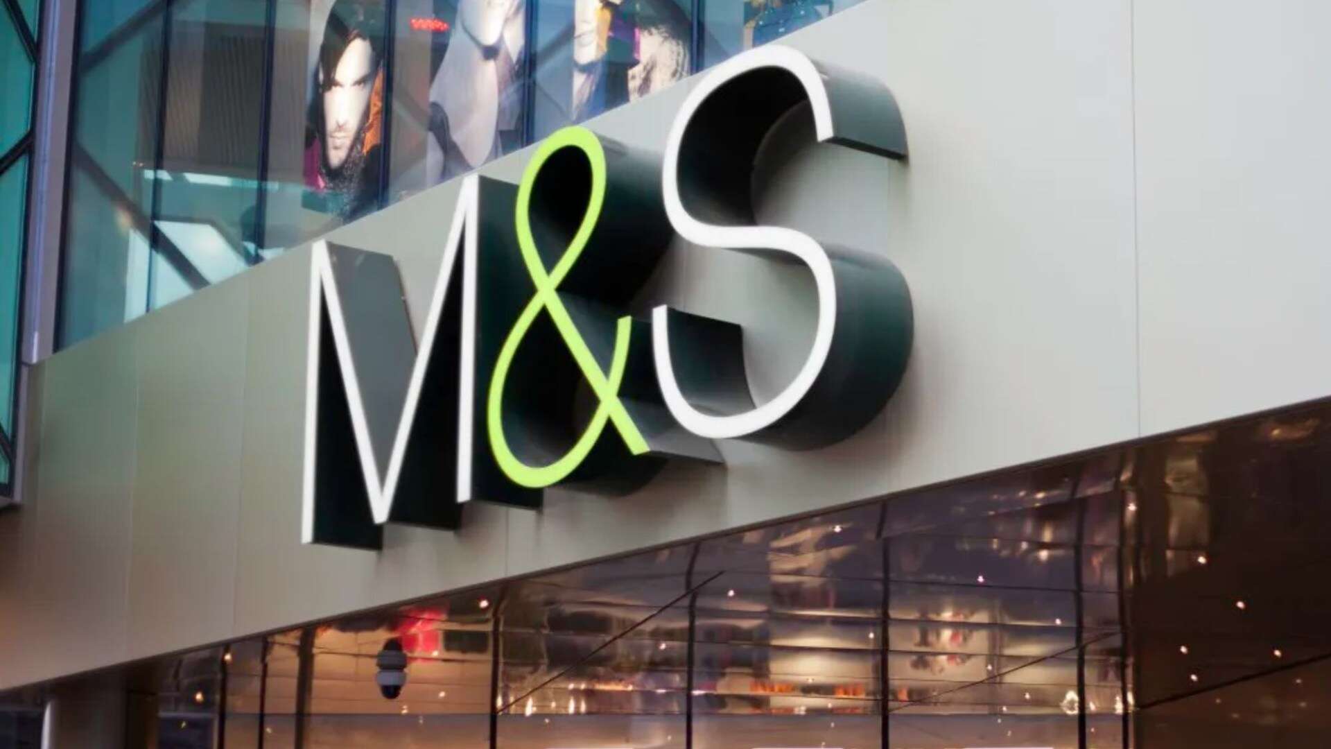 M&S shoppers rush to buy 'gorgeous straw tote bag' - a must-have for summer