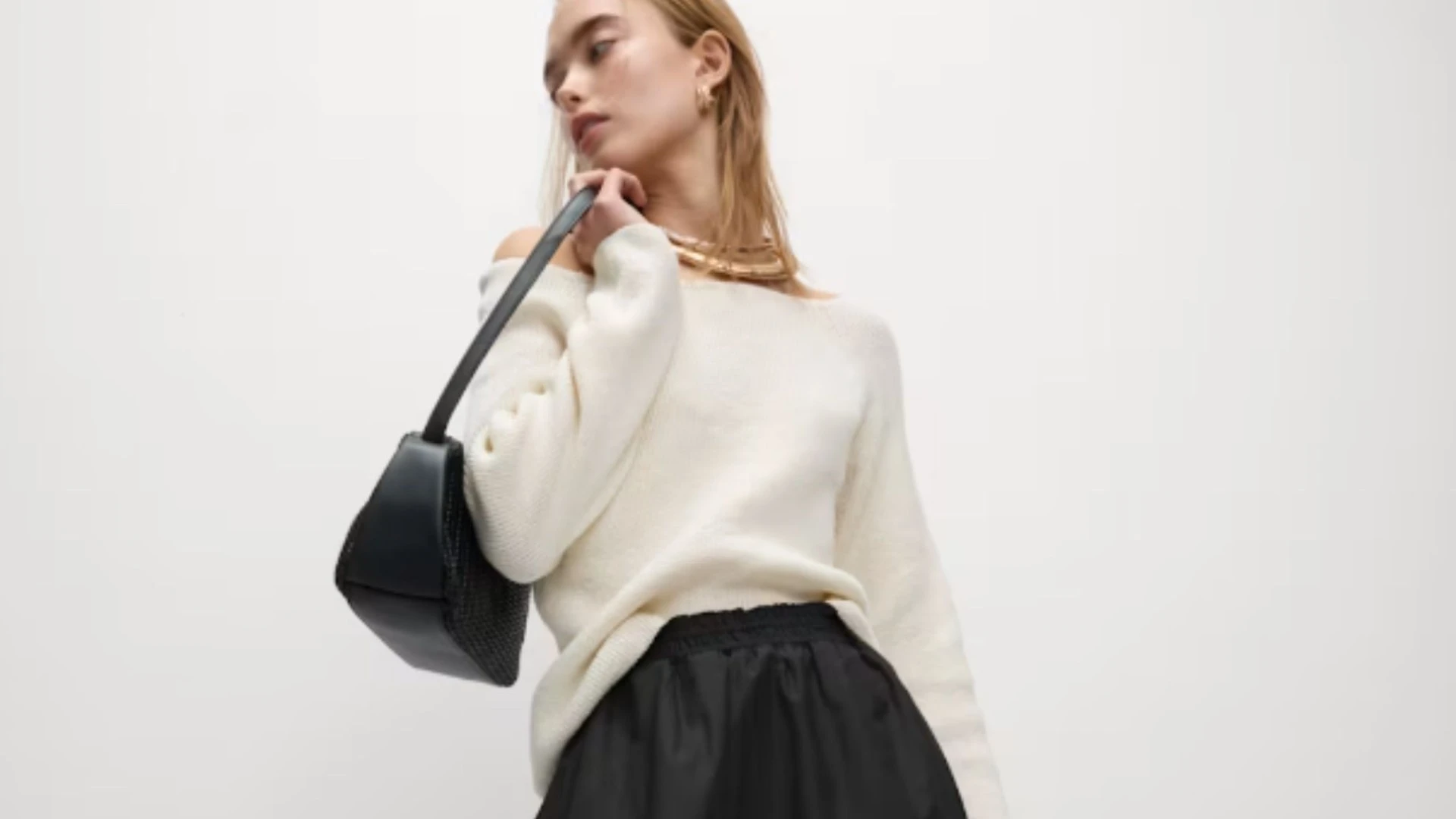 M&S fans are racing to snap up the spring skirt that 'goes with everything'