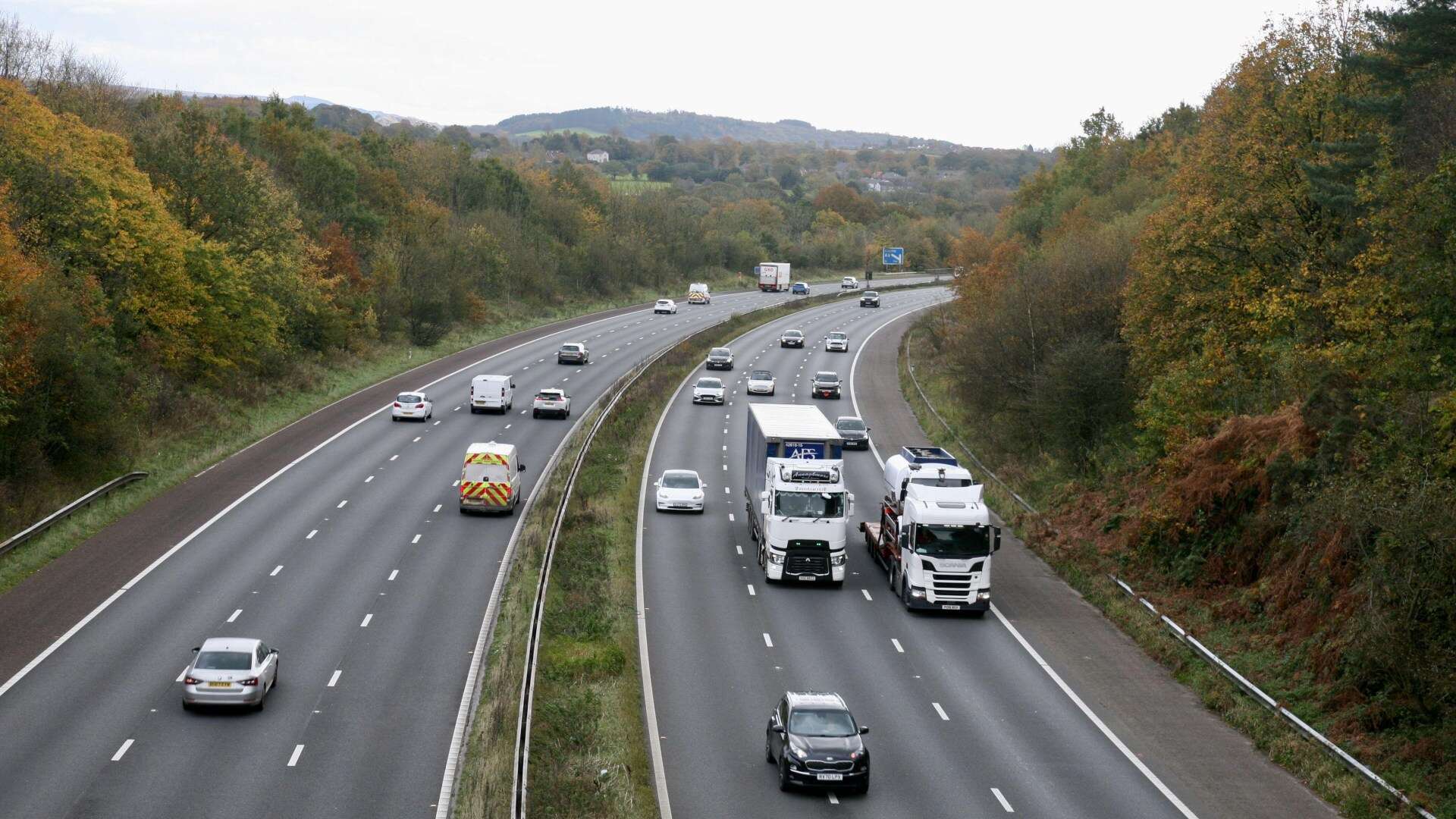 Major motorway closes for 12 hours after police find man dead & launch probe