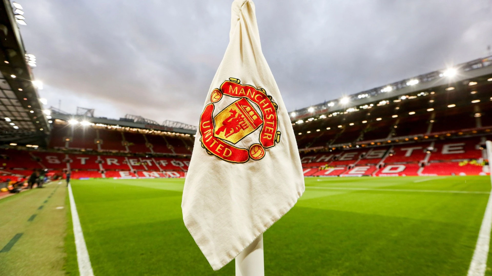 Former Arsenal backroom chief who was fined for tunnel bust up joins Man Utd