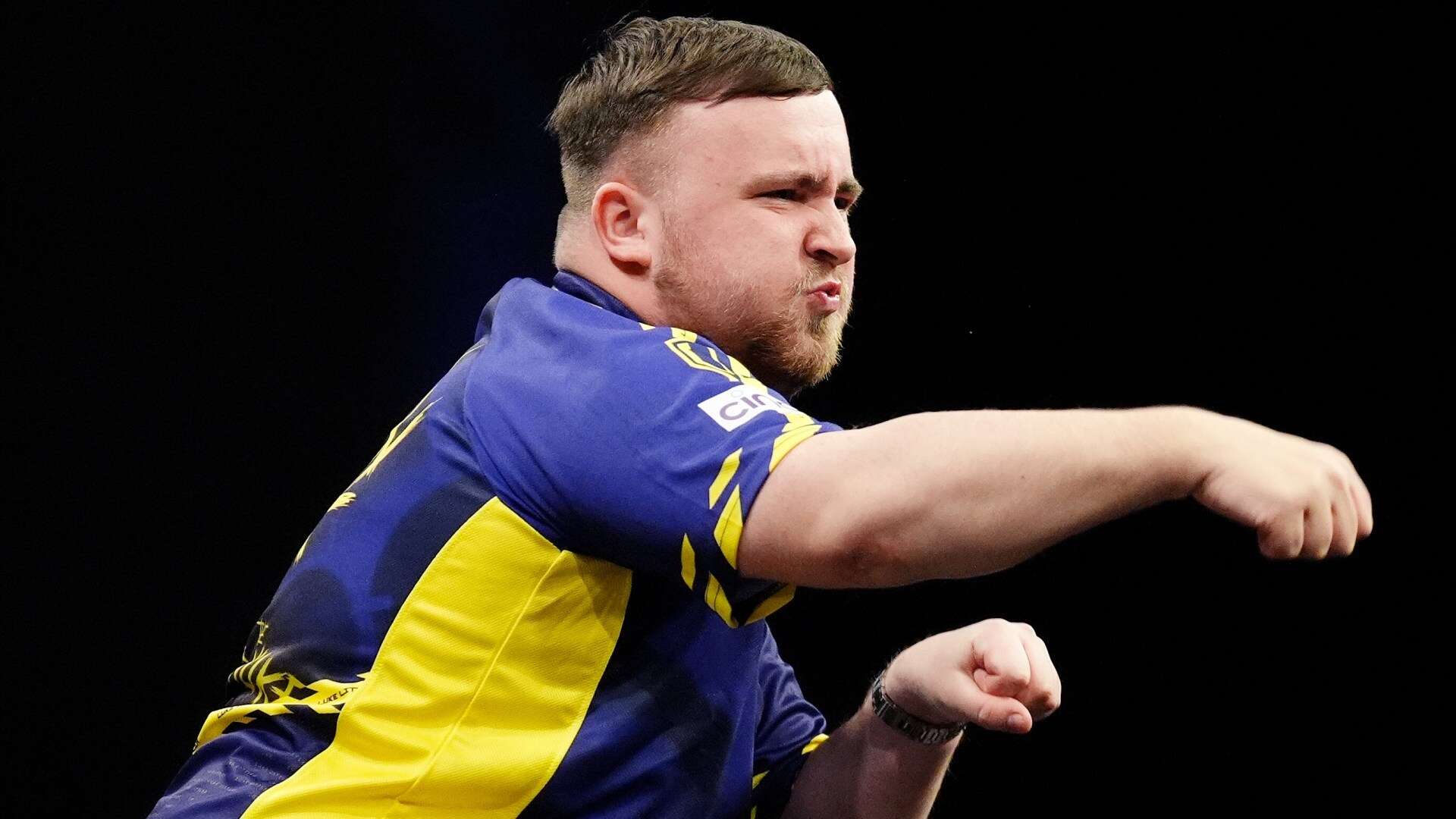 Littler beats Humphries in PL decider after freak injury to world No1's finger