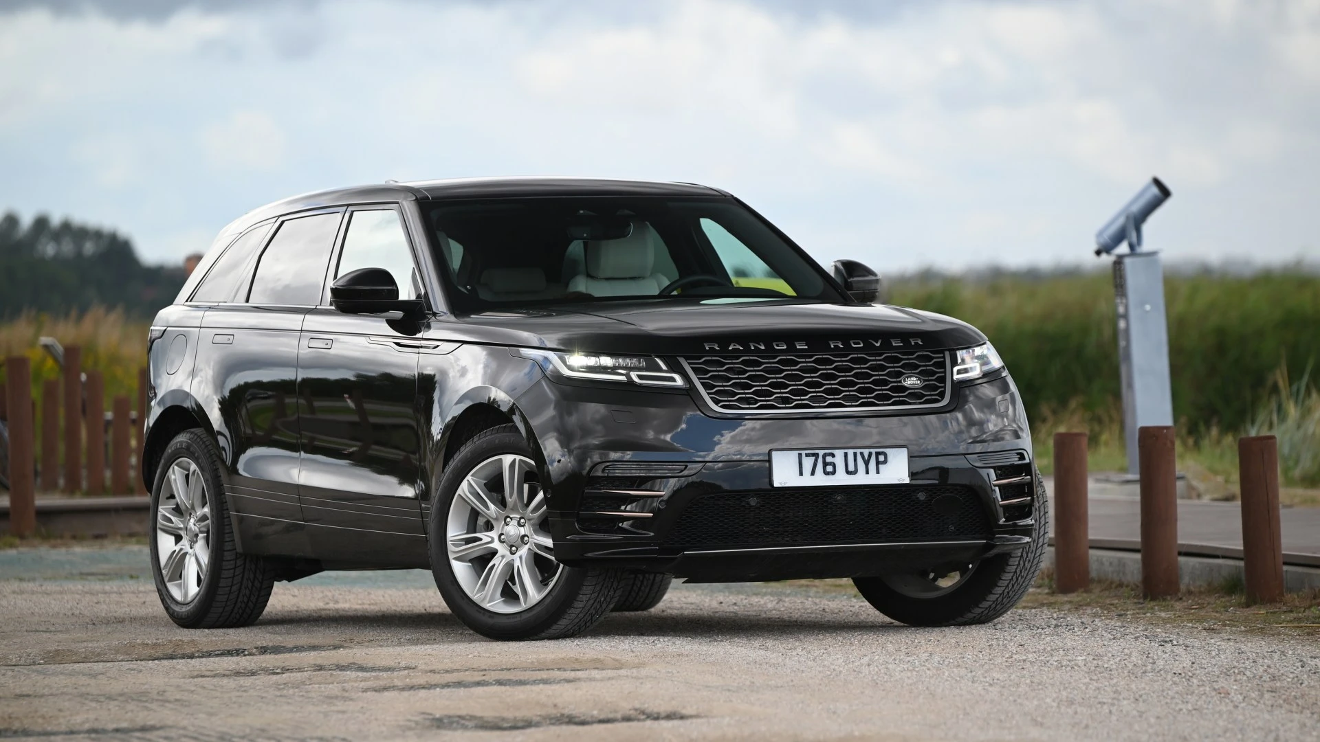 Range Rover stolen in UK town is found days later… 5,000 MILES away in Pakistan