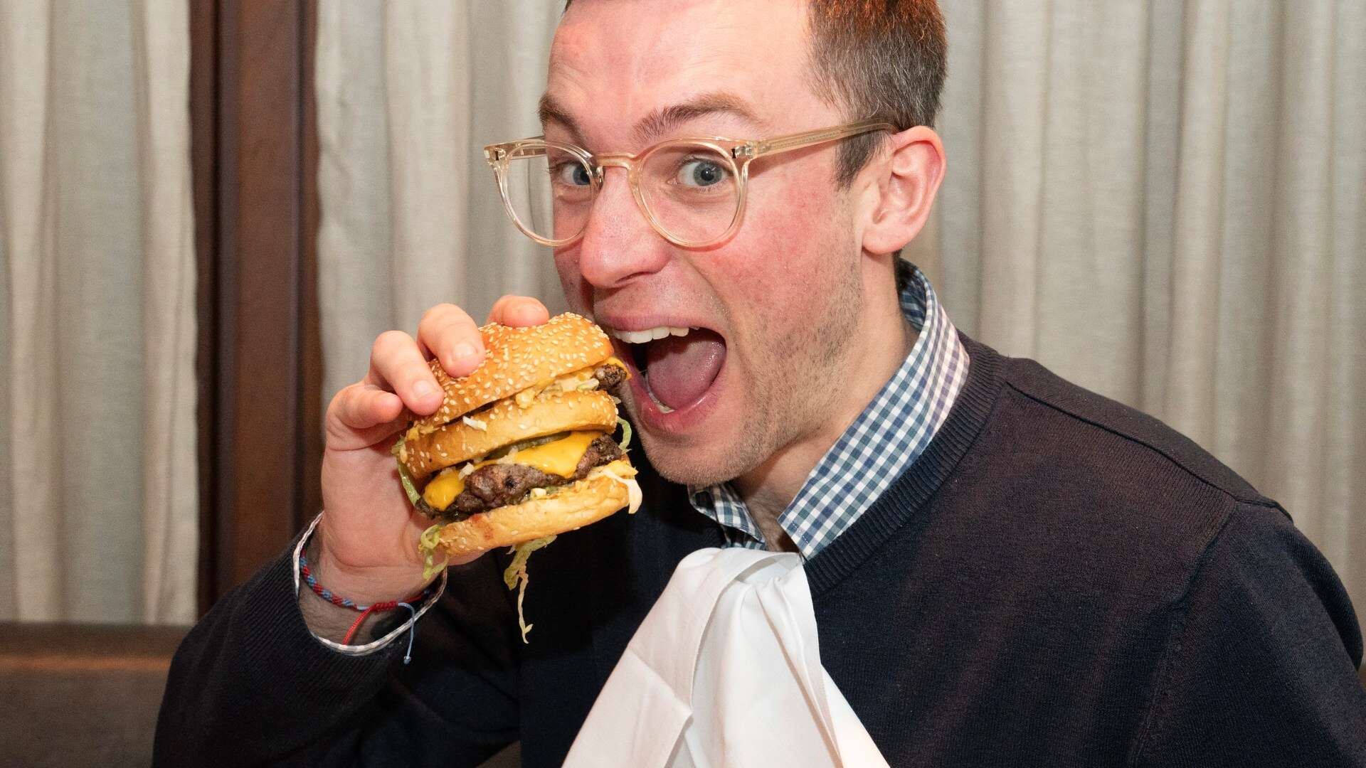 I tried 'world's best' burger that's won an award and is back after three years