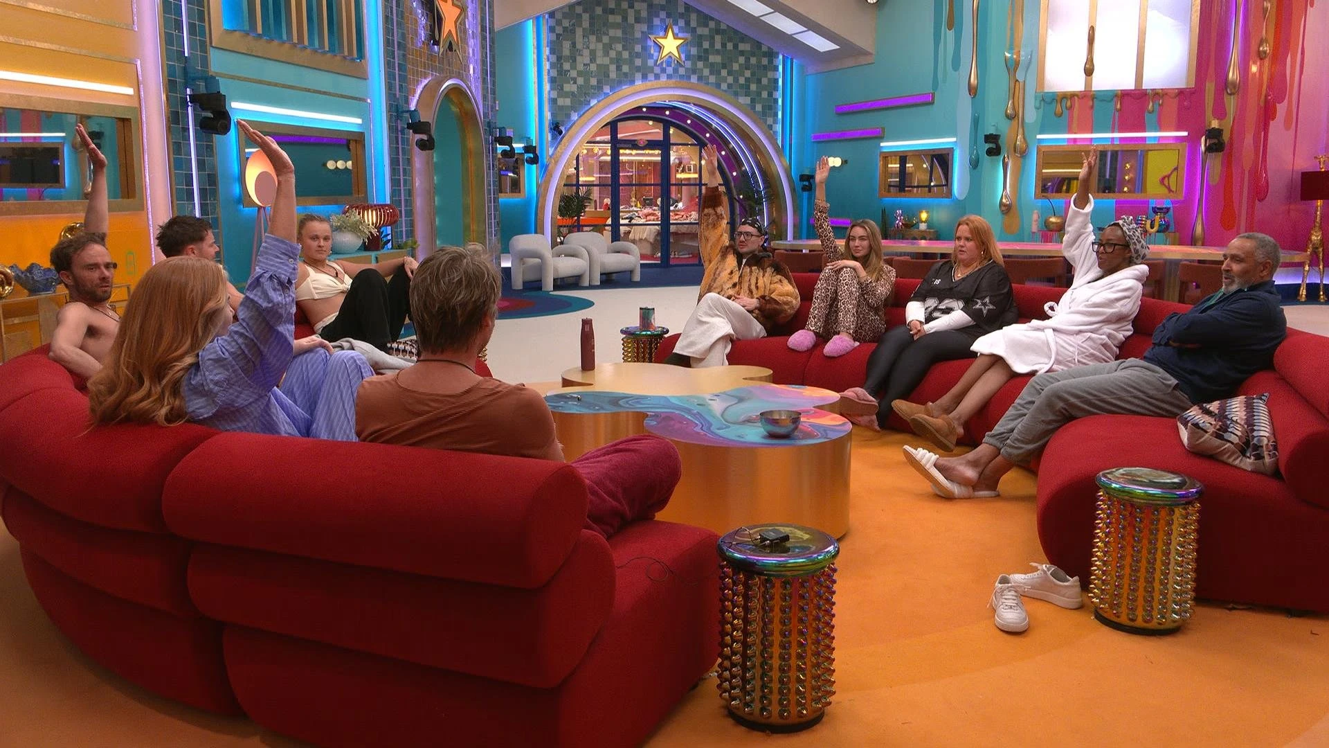 CBB fans convinced housemate was 'fake crying' as they spot 'clue'