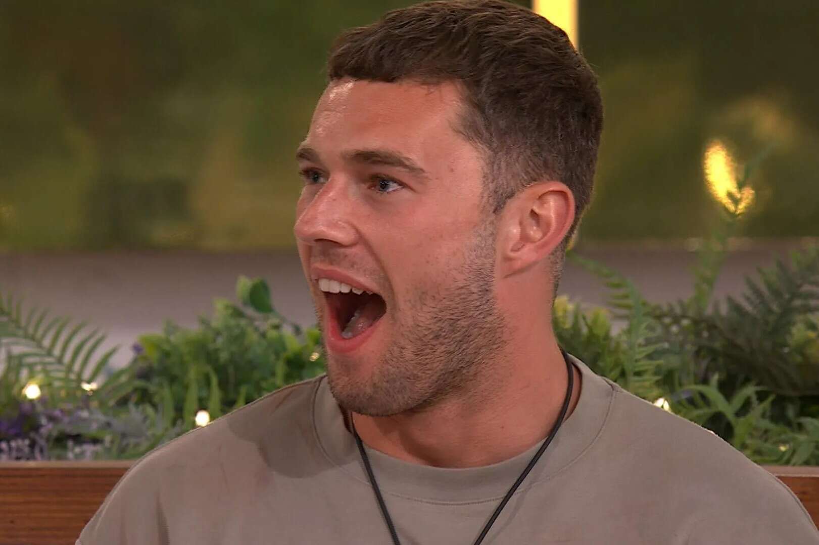 Love Island in never seen before shock twist TONIGHT