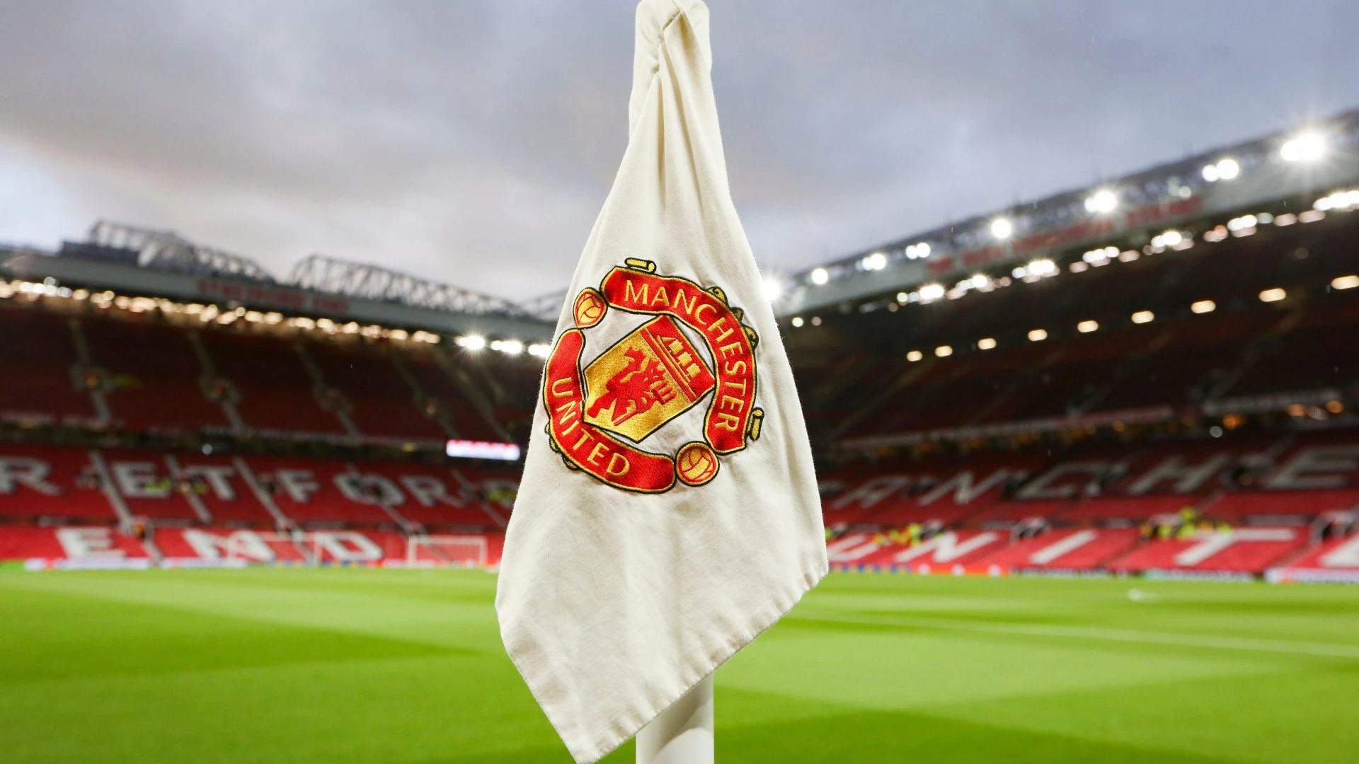 Fuming Arsenal fans say 'congratulations Man Utd' as referee is announced