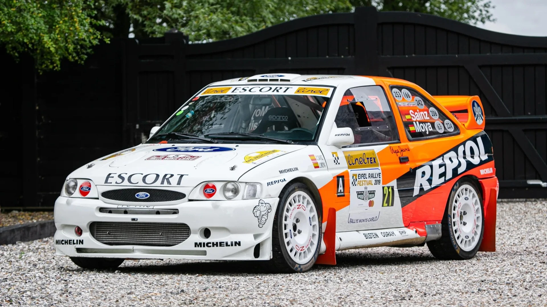 Meticulously restored 90s Ford Escort driven by F1 star's dad hits auction