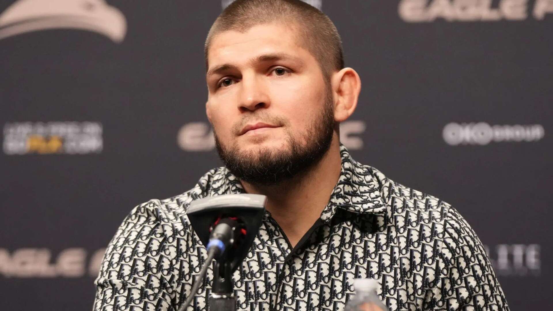 UFC icon Khabib escorted off plane by flight attendants after dispute with crew