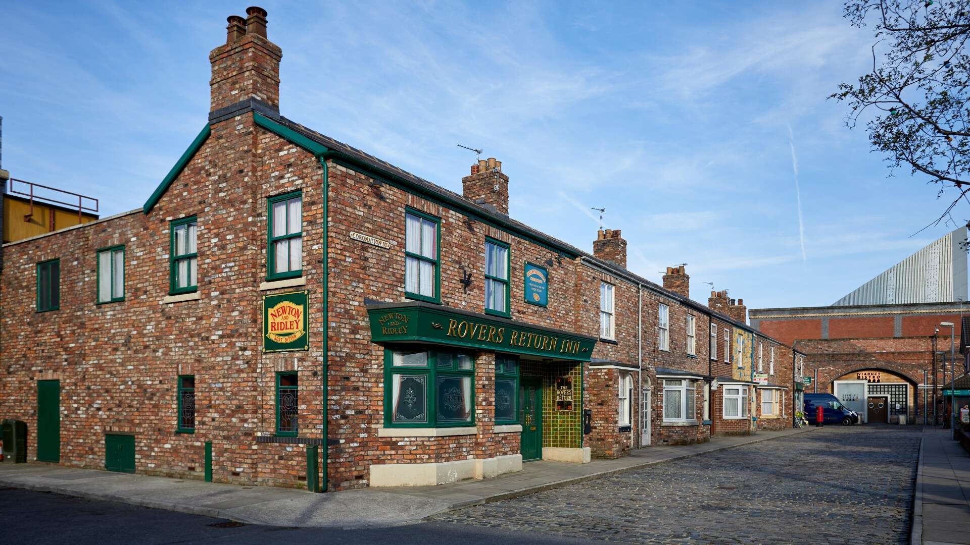 Corrie fans left furious as soap bosses look set to kill off ANOTHER show legend