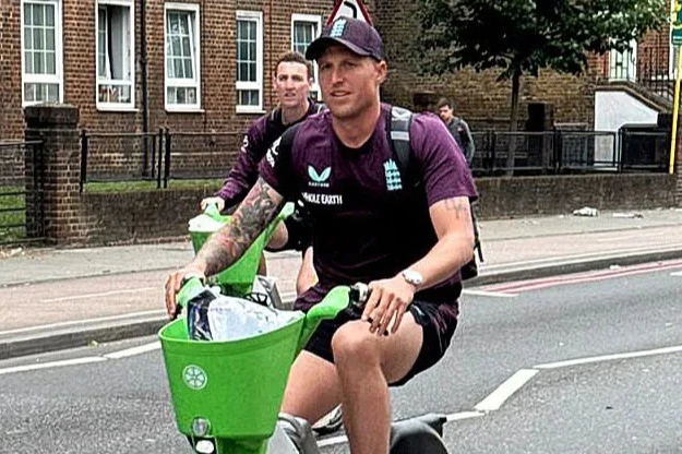 England cricket stars forced to arrive to West Indies ODI match on Lime bikes