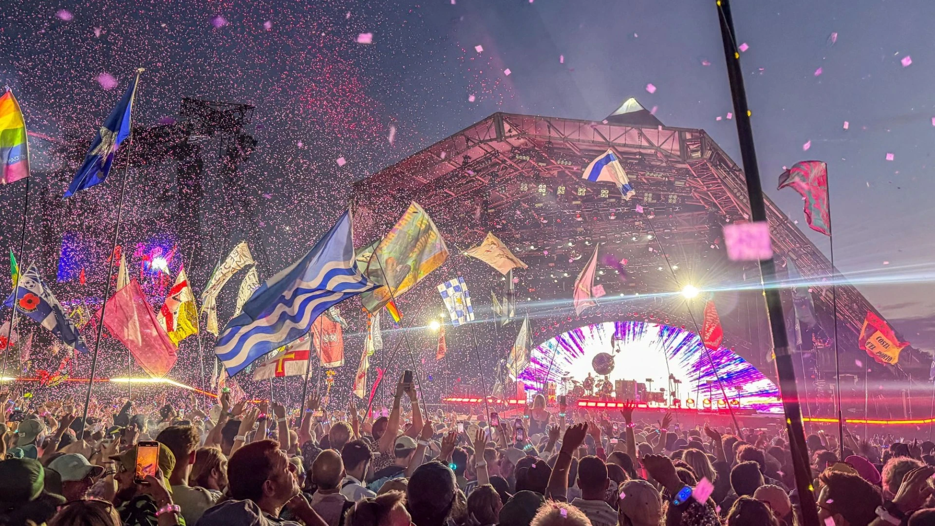 Noughties pop band accidentally reveal secret Glastonbury set live on TV
