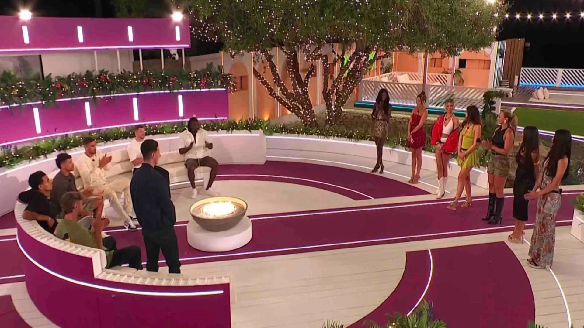 Love Island fix row as fans accuse ITV of ‘protecting’ star in recoupling