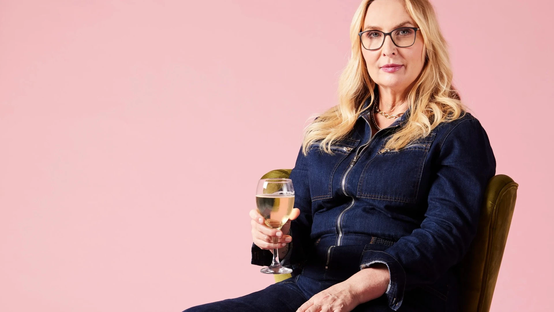 Stress of motherhood drove me to drink 3 bottles of prosecco in one evening