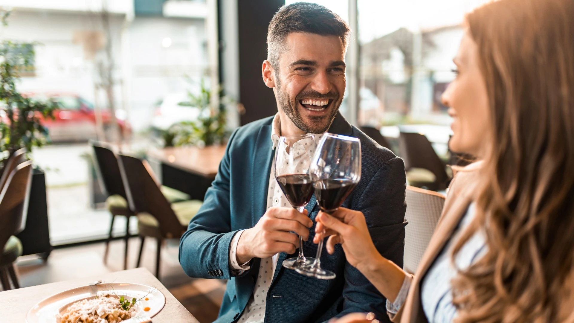 Seven signs your date is a liar… from profile giveaway to trick to get you hooked