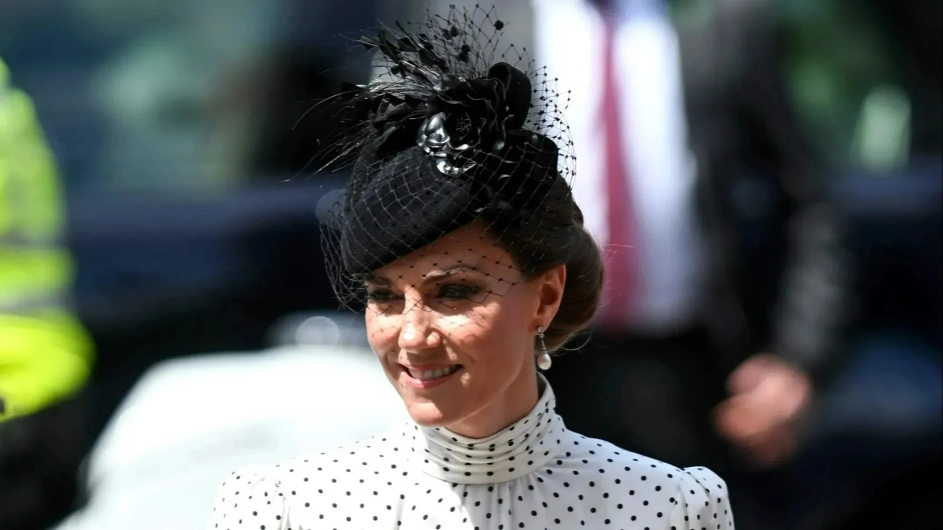 'Super flattering' cries fashion editor who's found the best polka dot dress