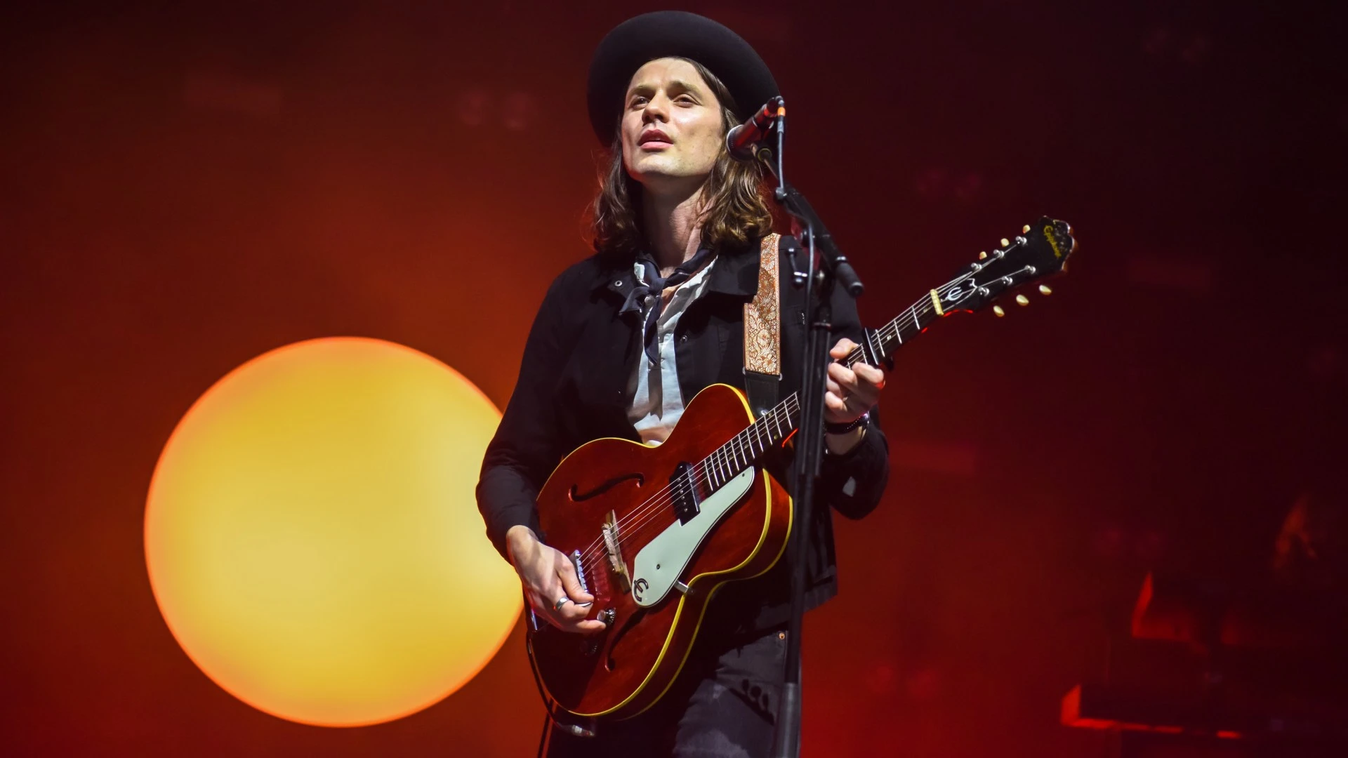 Devastated rocker reveals horrifying robbery as he appeals to fans for help