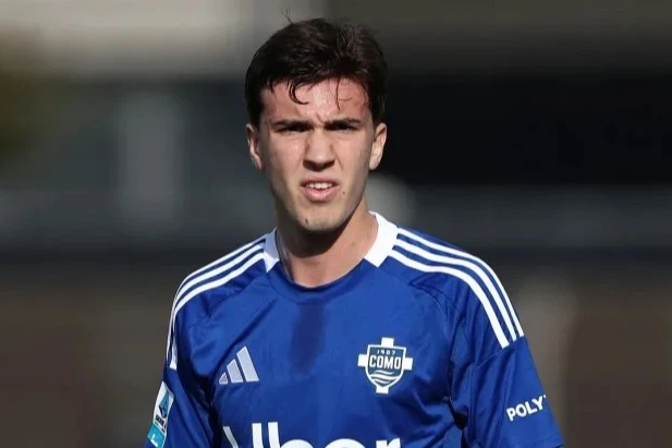 Man City selling forgotten star to Como for £25m - despite him playing twice