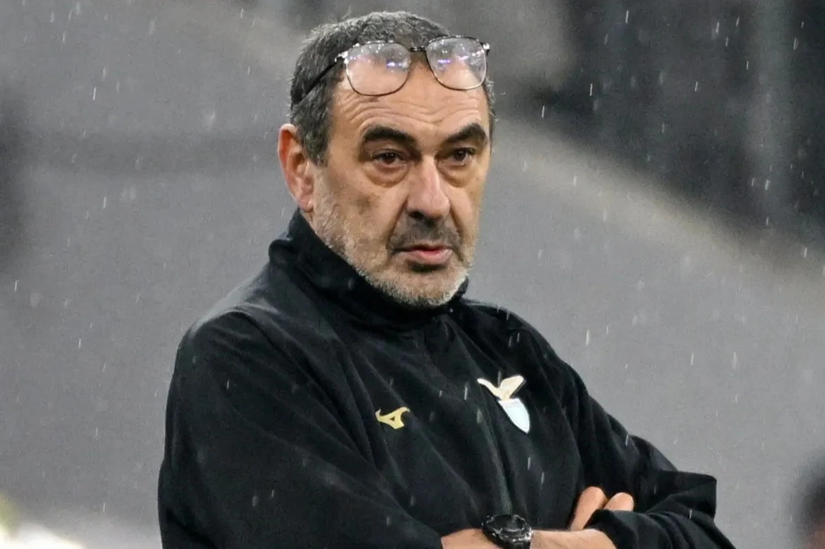 Maurizio Sarri closing in on return to management with club he resigned from