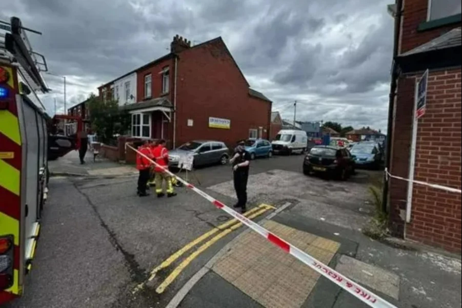 Bomb squad called & homes evacuated after 'grenade' found on residential street