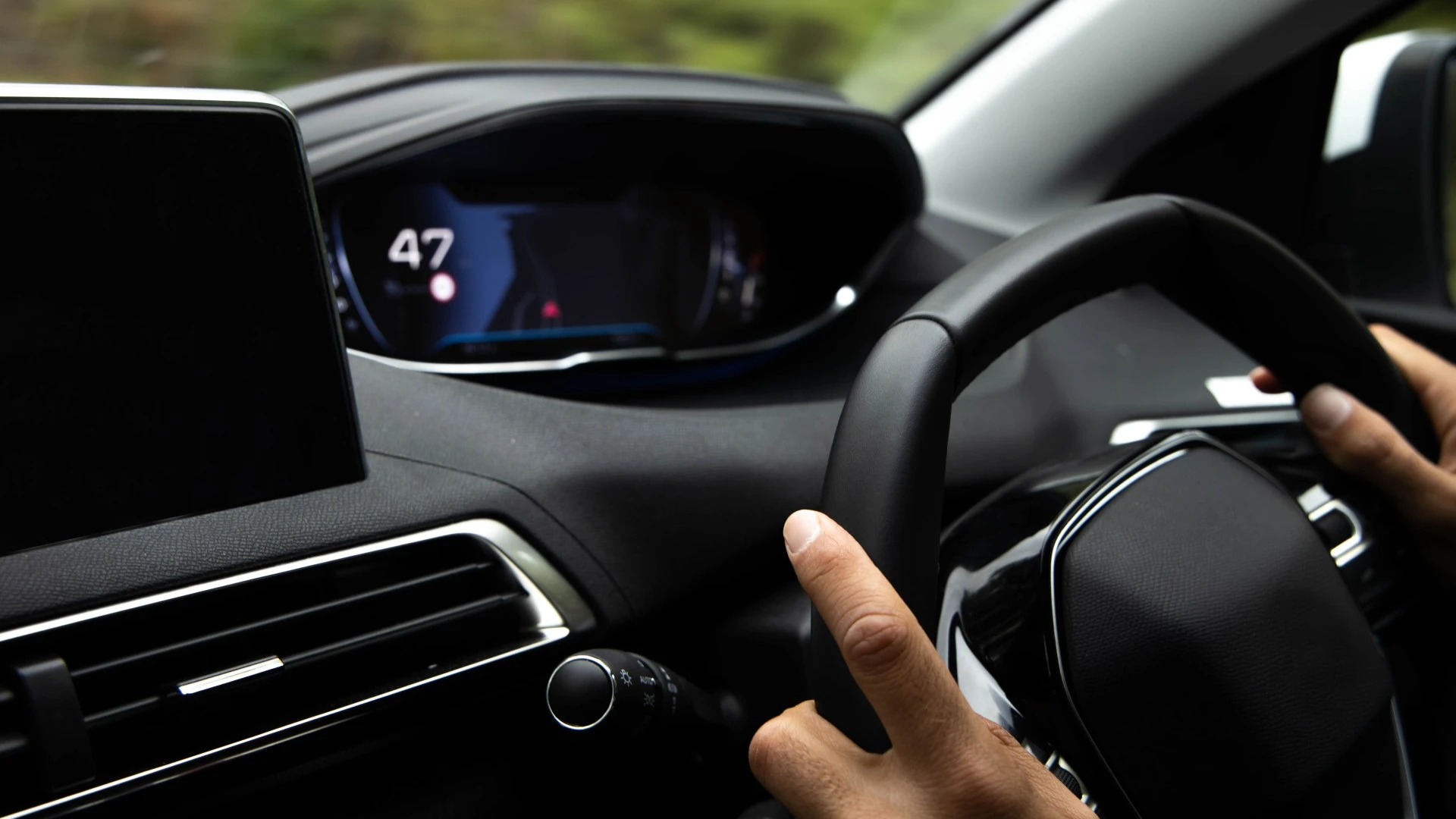Iconic SUV that hits 62mph in just 3 seconds drops in value the SLOWEST