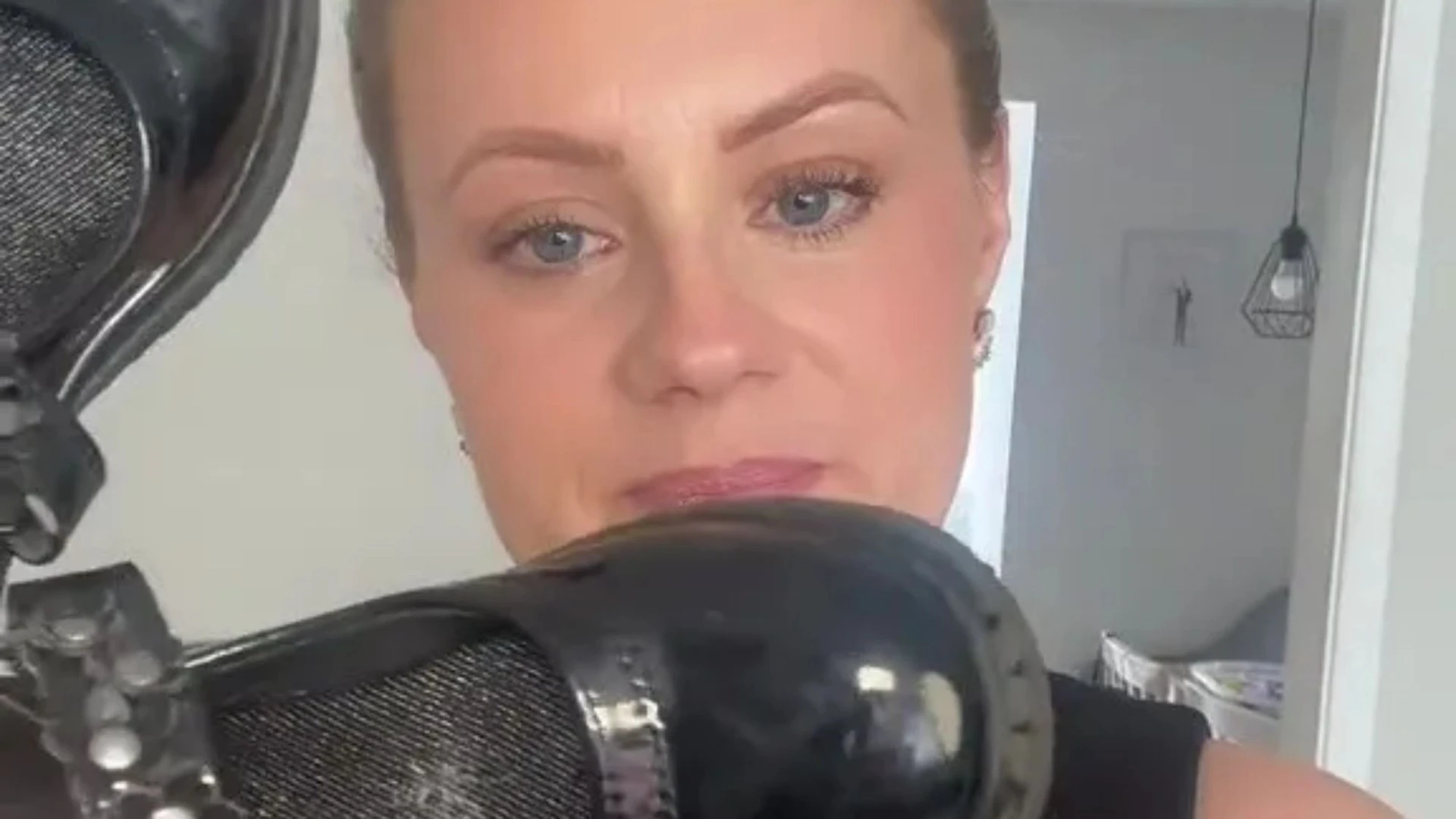 Mum left fuming as daughter scuffs new shoes just two DAYS back at school