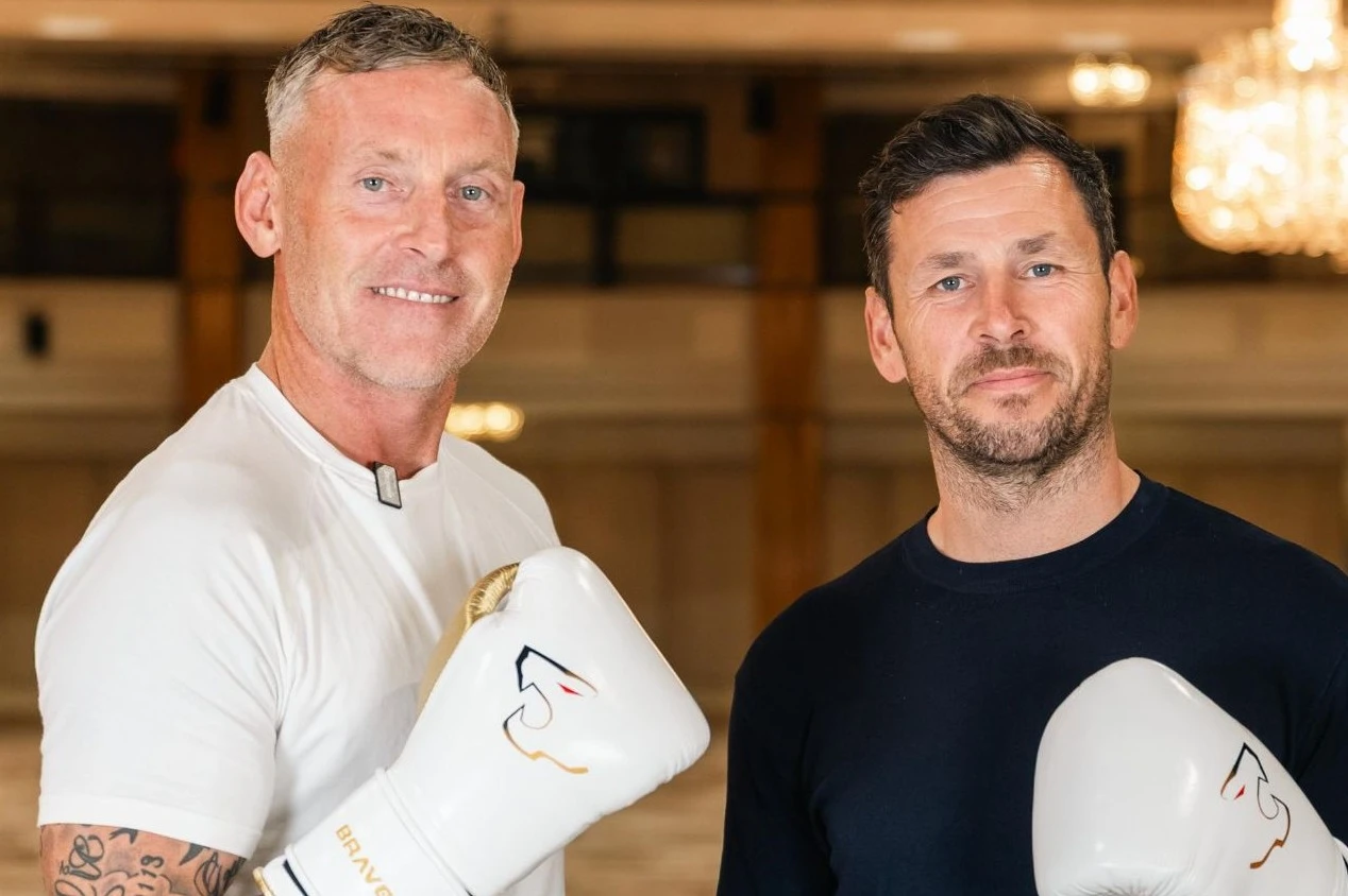 Former Arsenal & Spurs star to fight ex-Chelsea ace in 10-footballer boxing card