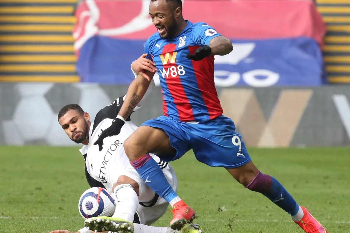Parker's side sit three points off safety after bore draw with Eagles