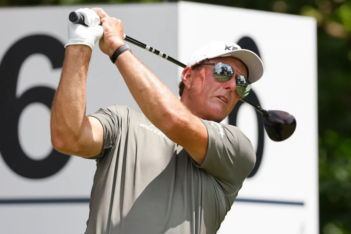 How Mickelson is set for £5.7m cash windfall without even hitting a ball