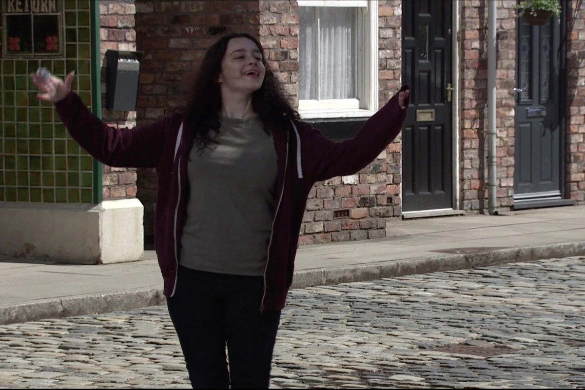 Corrie bombshell arrest as Nina Lucas attacked AGAIN in streaming episode