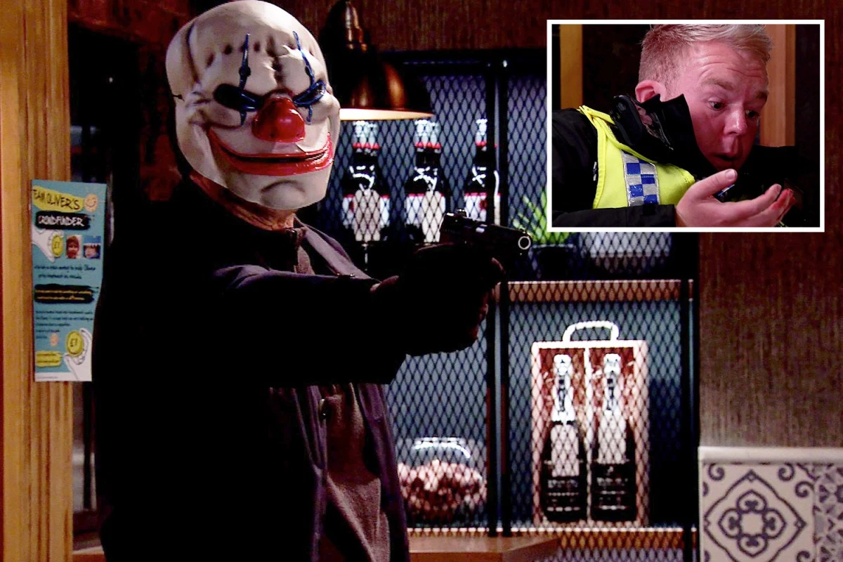 HORROR SHOOTING Seven huge Corrie spoilers for next week including Scott’s horror robbery