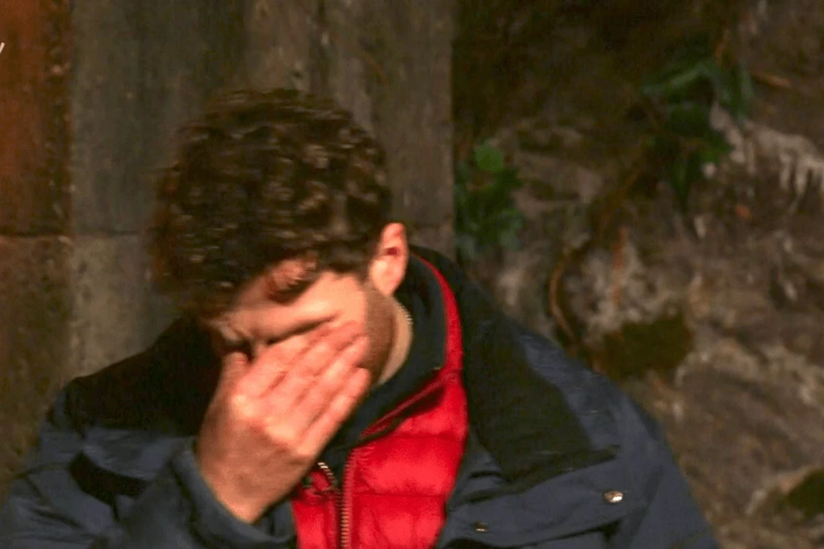 TEARS FOR FEARS I'm A Celeb fans sob as terrified Jordan breaks down in tears over snakes
