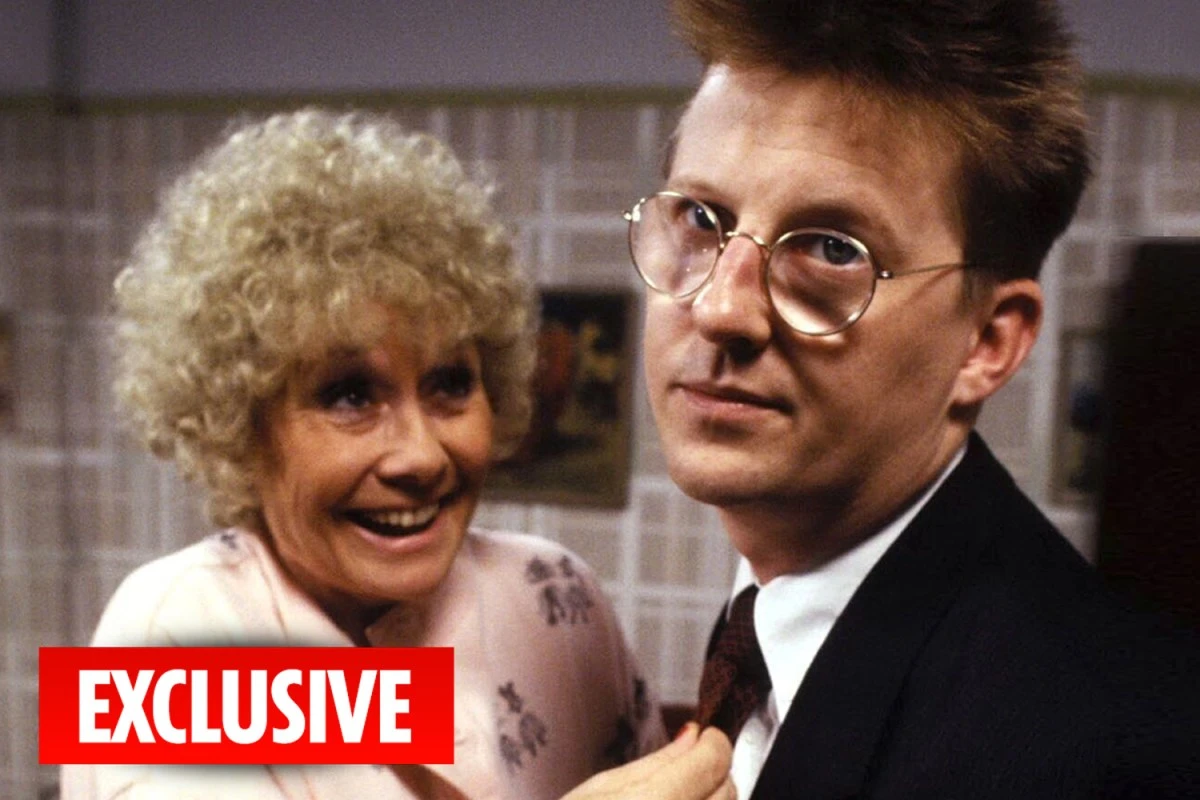 CANDID CURLY Blokes looked at me said: 'My life's not as bad as his' says Curly Watts actor
