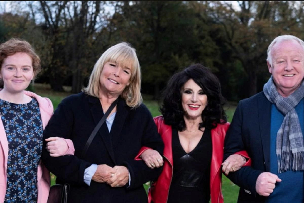 HOME TO ROOST What you need to know about the Birds Of A Feather Christmas special