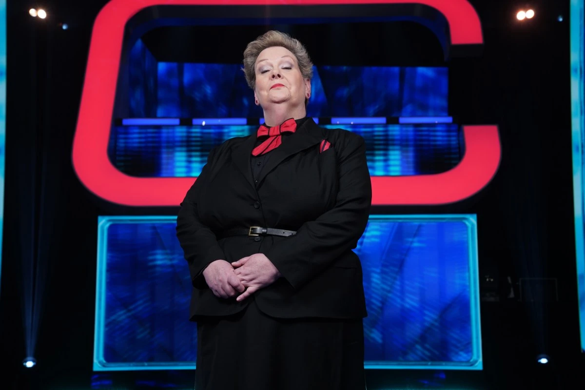 ROAD TRIP The Chase's Governess, Beast & Dark Destroyer take on kids & robots in new show