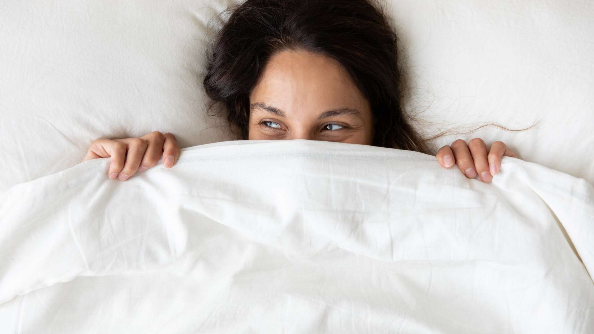 I’m a sleep expert - how to nod off in the cold without heating with these tips