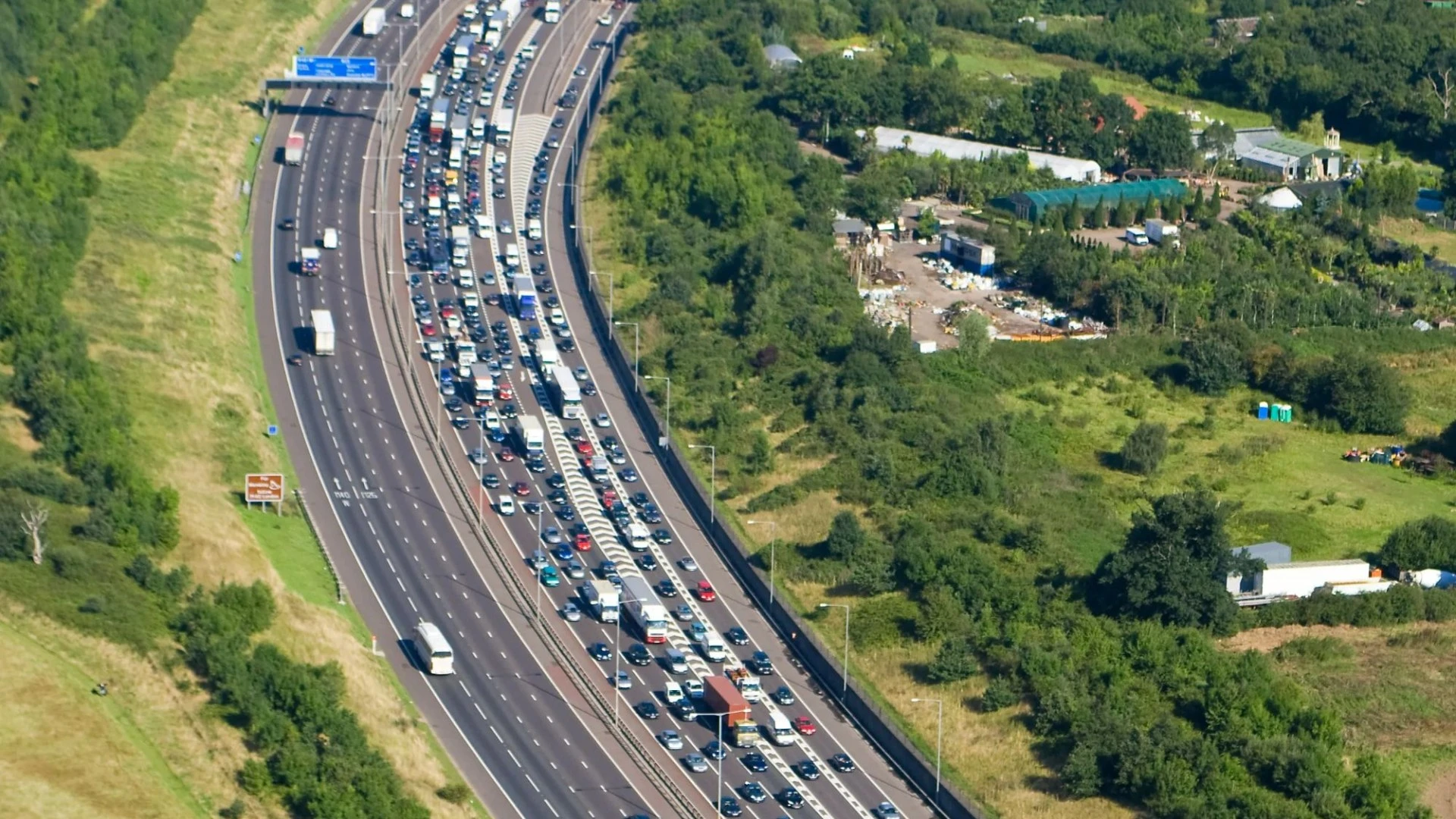 M25 to close AGAIN bringing ‘unprecedented' chaos with 10-mile diversion