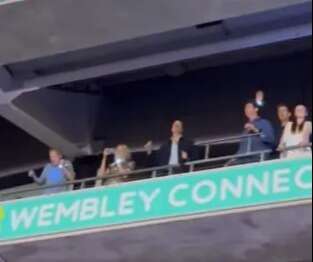 Watch brilliant moment Prince William goes wild to Taylor Swift at Wembley gig