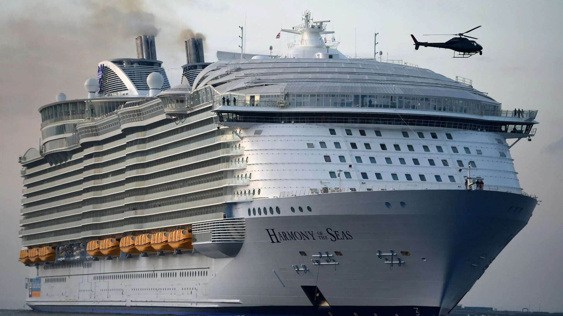 Boy, 12, dies after falling from 14th-floor balcony on Caribbean cruise ship