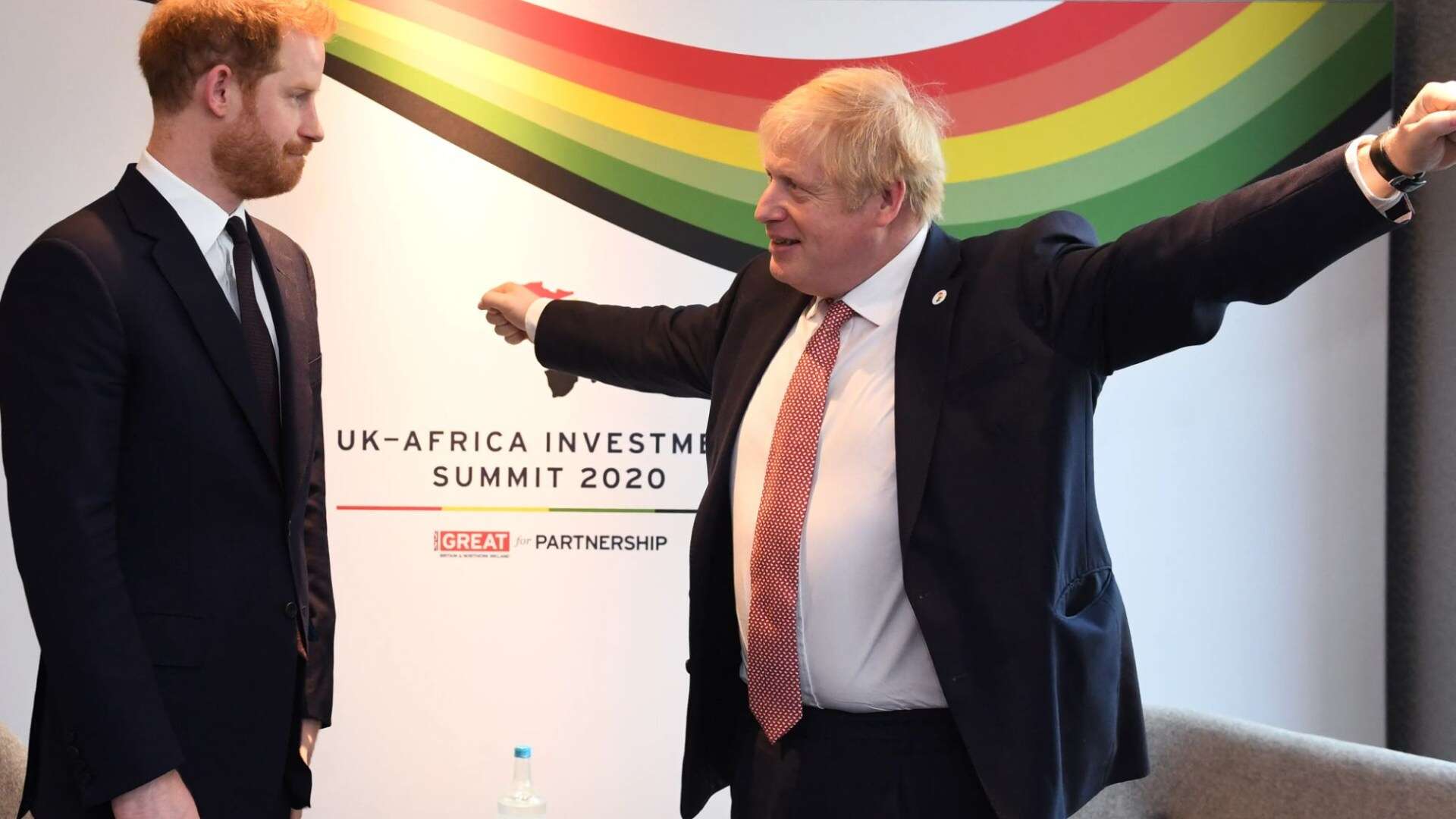 Boris Johnson had 'manly pep talk' with Harry to prevent Megxit, he admits