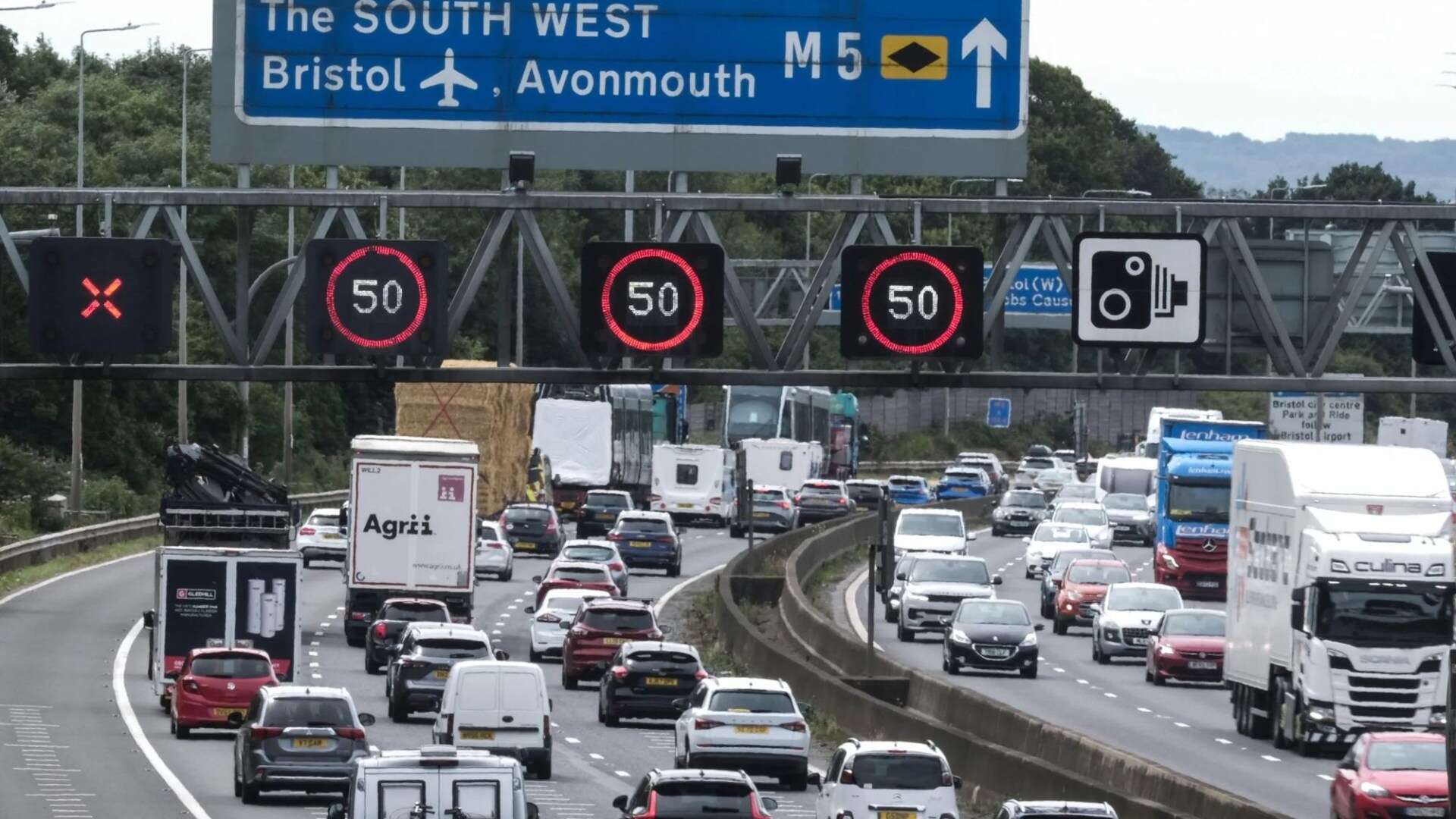 Major motorway used by 130,000 vehicles daily to begin series of closures TONIGHT