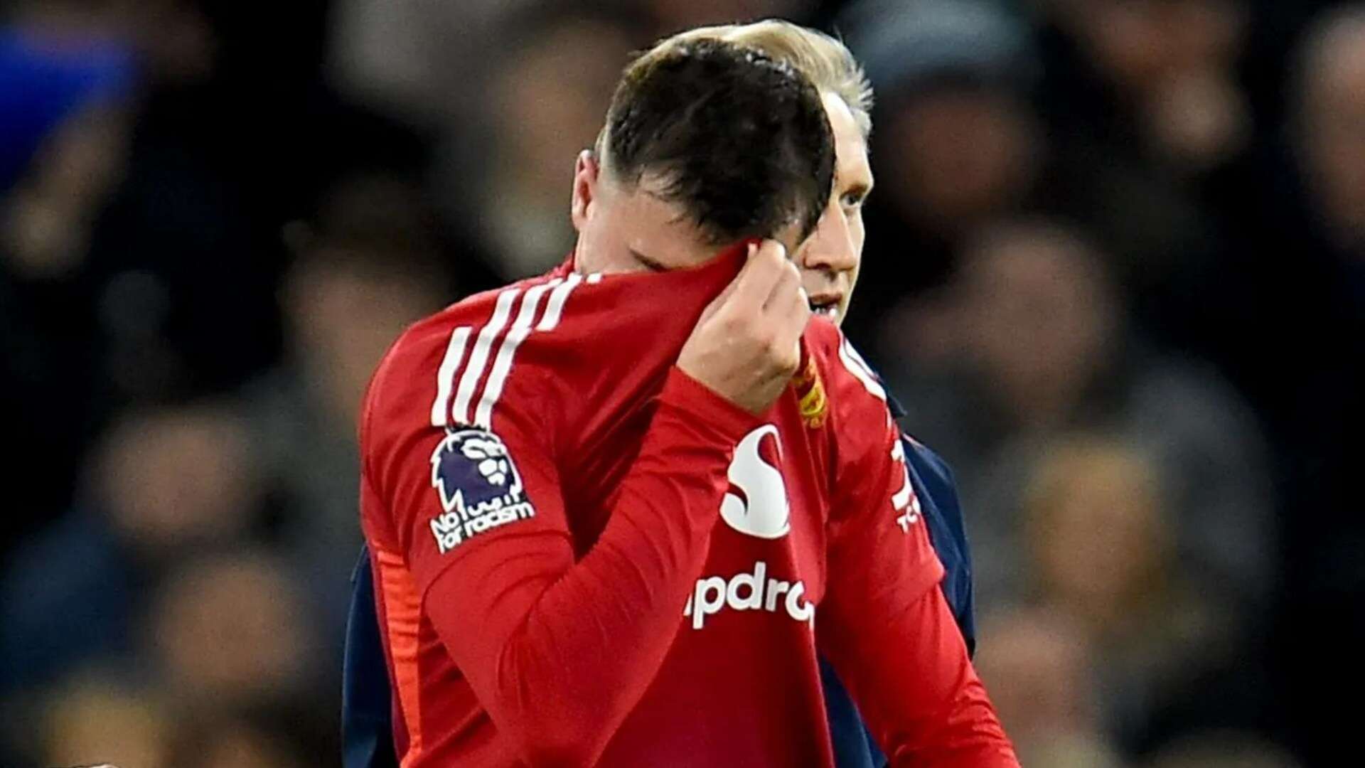 Amorim gives Mount injury update after Man Utd star left pitch fighting tears